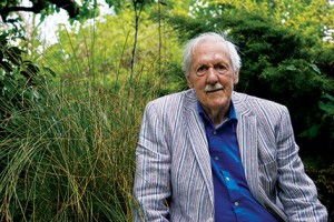 brian-aldiss-garden-pic#2
