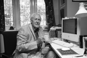 brian-aldiss-study-pic#2